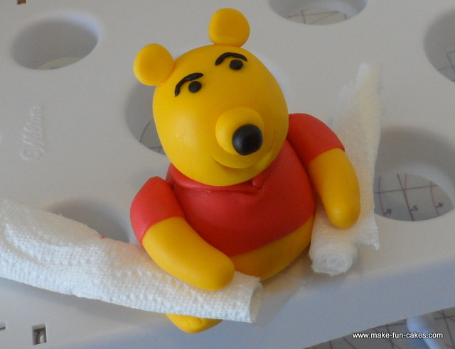 Winnie the Pooh cake topper